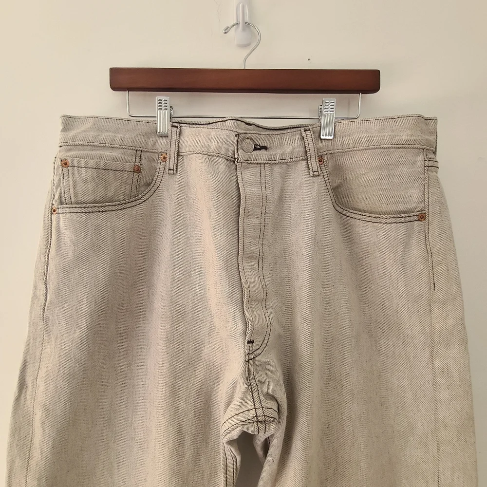 Men's Levi's 501 button Jeans Sz 40x32